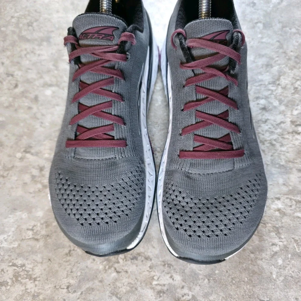 Altra gray burgundy